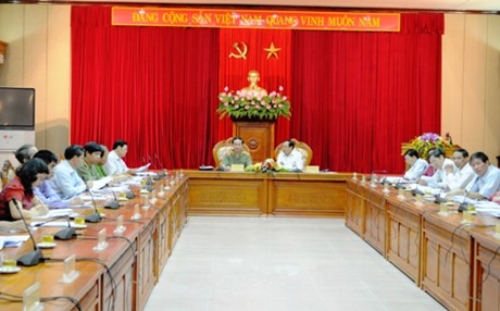 Đoàn công tác số 2, Ban Chỉ đạo Trung ương về phòng, chống tham nhũng (PCTN) do đồng chí Trần Đại Quang, Ủy viên Bộ Chính trị, Bộ trưởng Bộ Công an, Ủy viên Ban Chỉ đạo Trung ương về PCTN làm Trưởng đoàn đã làm việc với Thành ủy Hà Nội