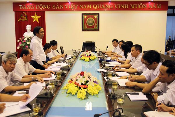 Quang cảnh buổi làm việc