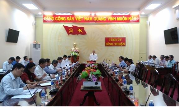 Đồng chí Nguyễn Mạnh Hùng, Ủy viên Trung ương Đảng, Bí thư Tỉnh ủy Bình Thuận chủ trì cuộc họp Ban Thường vụ Tỉnh ủy đánh giá công tác phòng, chống tham nhũng quý I, triển khai nhiệm vụ trọng tâm quý II-2017