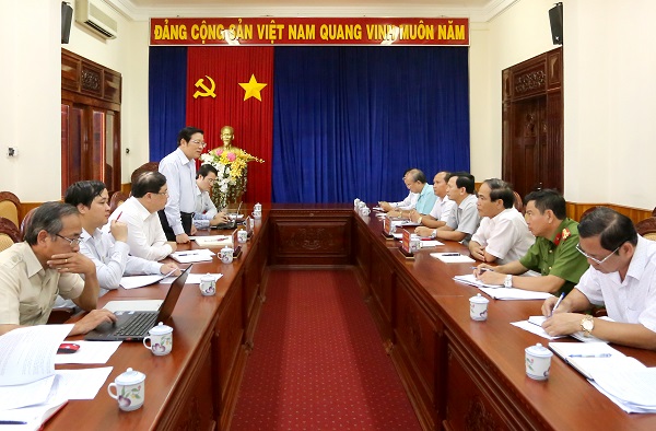 Quang cảnh buổi làm việc