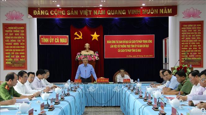 Quang cảnh buổi làm việc