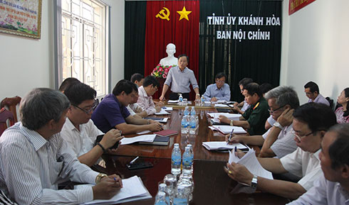 Quang cảnh cuộc họp