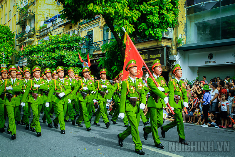 Lực lượng Công an nhân dân ngày càng lớn mạnh, hoàn thành tốt nhiệm vụ bảo vệ an ninh quốc gia