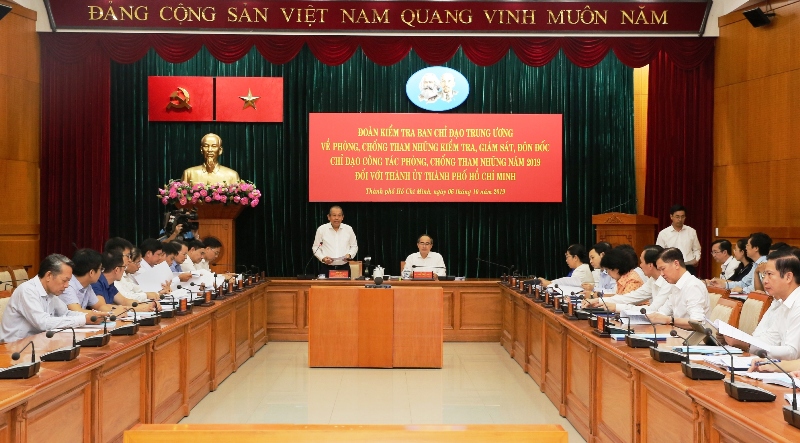 Quang cảnh buổi làm việc