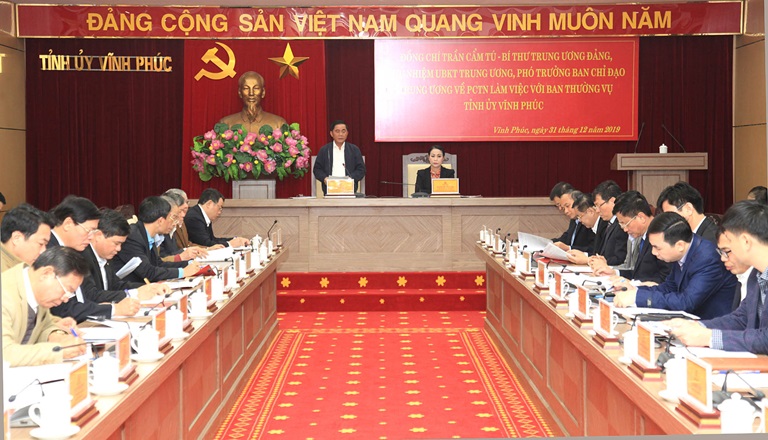 Quang cảnh buổi làm việc