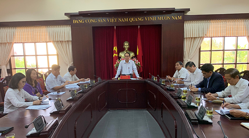 Đồng chí Bùi Thanh Hà, Phó Bí thư Thường trực Tỉnh ủy, Trưởng Ban Chỉ đạo Cải cách tư pháp Tỉnh ủy phát biểu chỉ đạo Hội nghị.