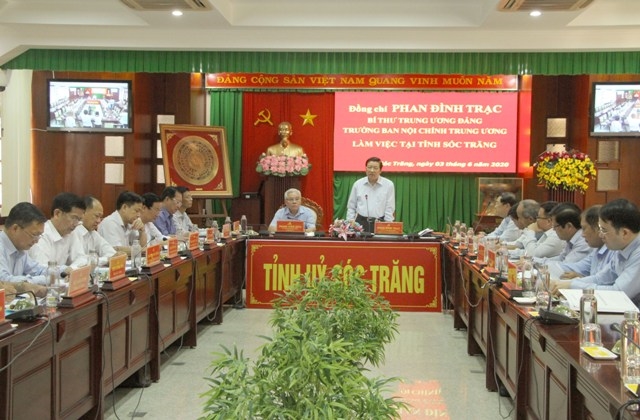 Đoàn công tác do Phan Đình Trạc, Bí thư Trung ương Đảng, Trưởng ban Nội chính Trung ương làm việc với Thường trực Tỉnh ủy Sóc Trăng về tình hình, kết quả thực hiện Chỉ thị số 35-CT/TW của Bộ Chính trị 