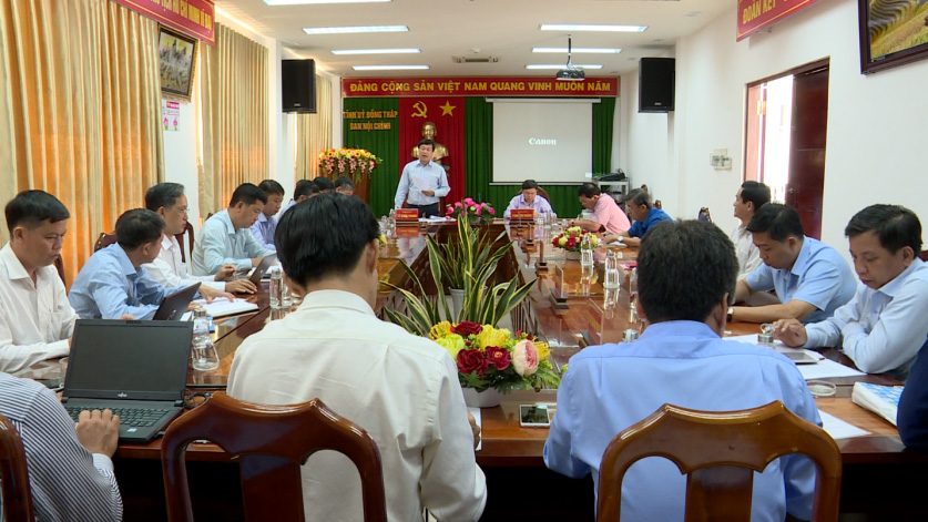 Đồng chí Lê Quốc Phong, Ủy viên Trung ương Đảng, Bí thư Tỉnh ủy Đồng Tháp, làm việc với Ban Nội chính Tỉnh ủy Đồng Tháp (tháng 3/2021)