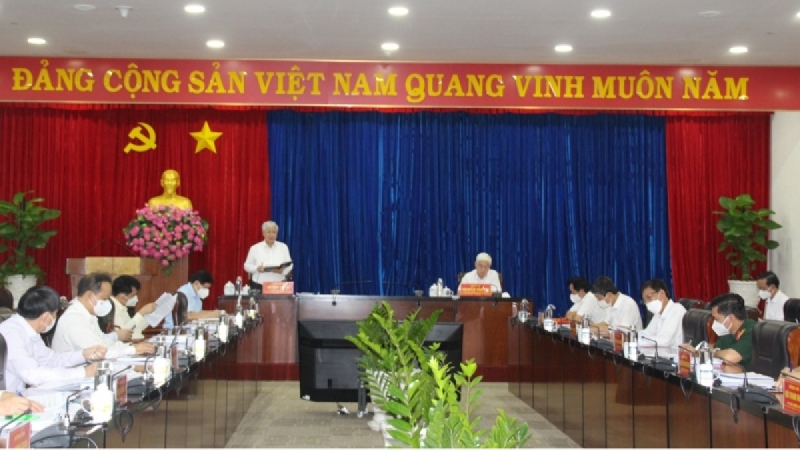 Quang cảnh buổi làm việc