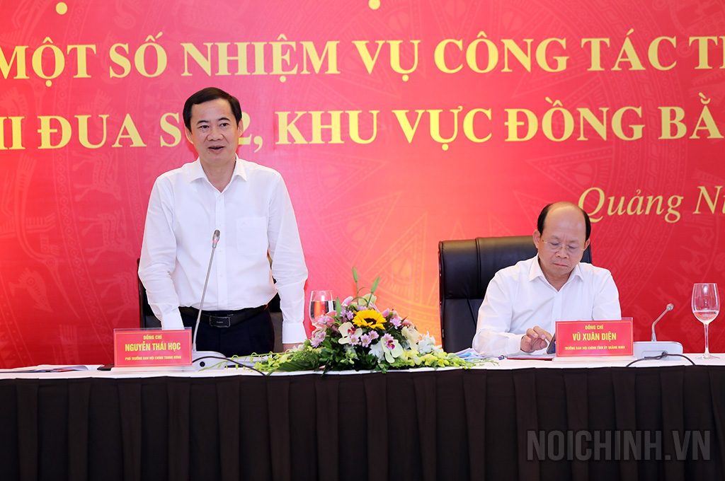 Đồng chí Nguyễn Thái Học, Phó Trưởng Ban Nội chính Trung ương phát biểu tại Hội nghị