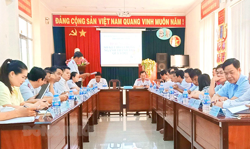 Một cuộc họp của Thanh tra tỉnh Bến tre