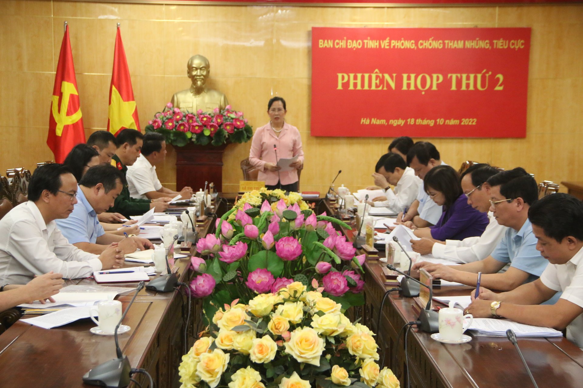 Quang cảnh Phiên họp