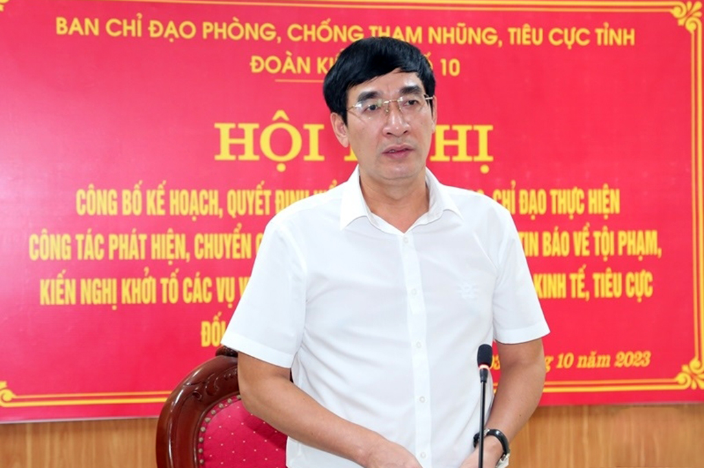 Đồng chí Nguyễn Ngọc Tiến, Ủy viên Ban Thường vụ, Trưởng Ban Nội chính Tỉnh ủy Thanh Hóa phát biểu tại Hội nghị công bố Kế hoạch kiểm tra của Ban Chỉ đạo Trung ương về phòng, chống tham nhũng, tiêu cực tại Thanh Hóa