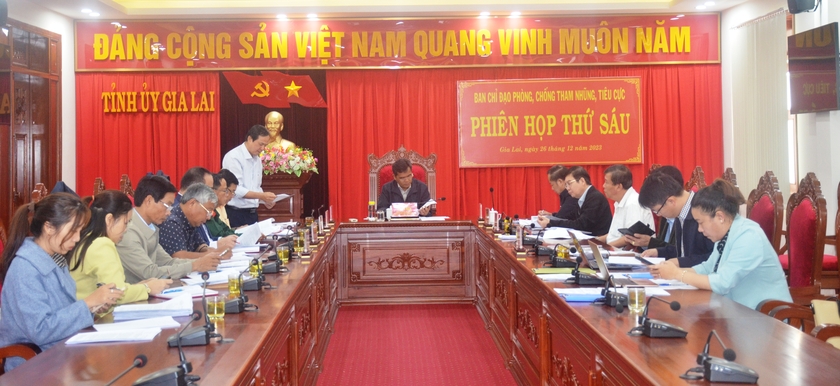 Quang cảnh Phiên họp