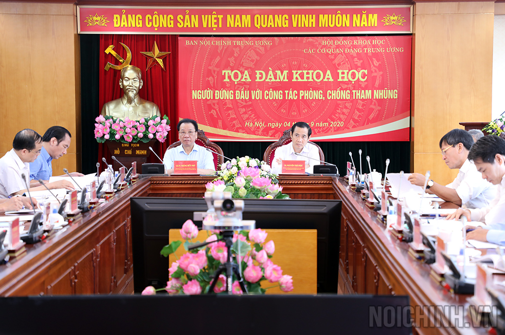 Quang cảnh Tọa đàm khoa học 