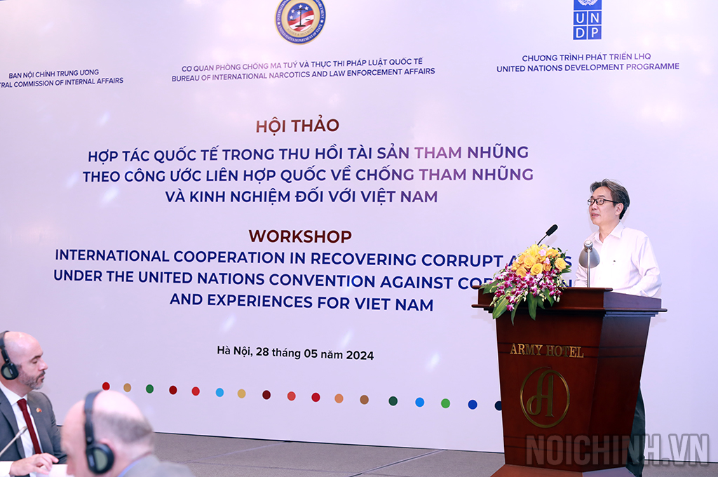 TS. Đinh Văn Minh phát biểu tại Hội thảo 