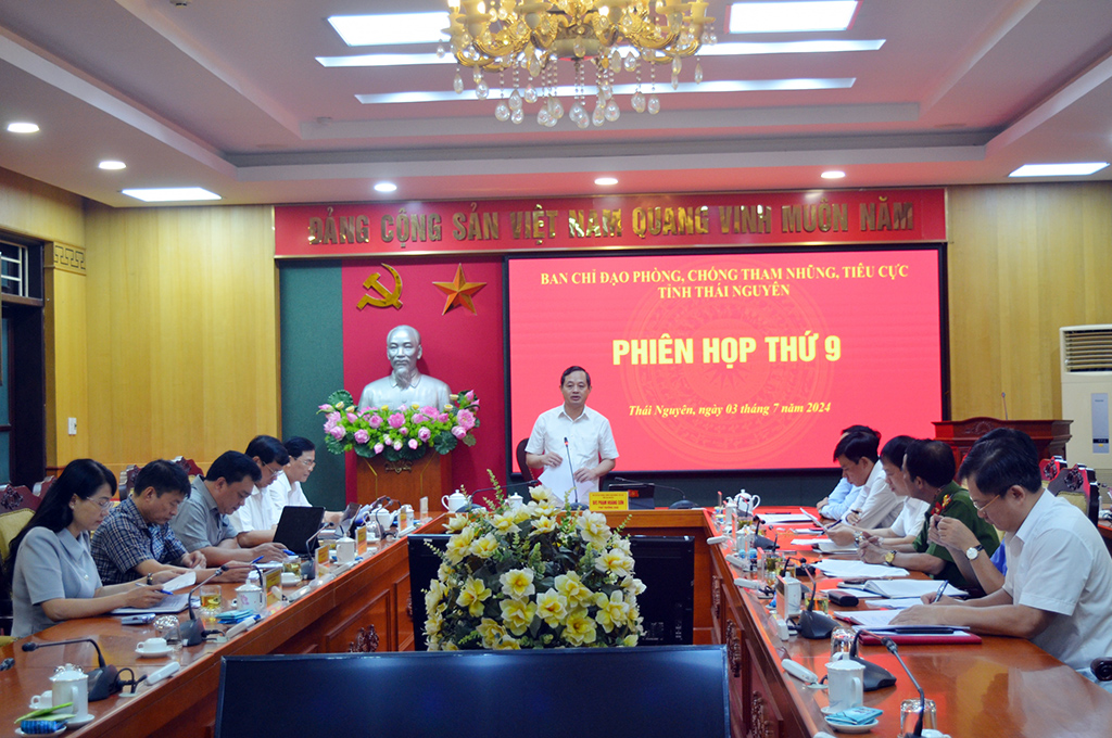 Toàn cảnh Phiên họp