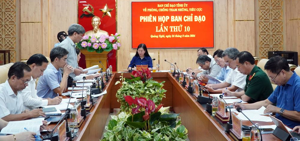 Quang cảnh Phiên họp