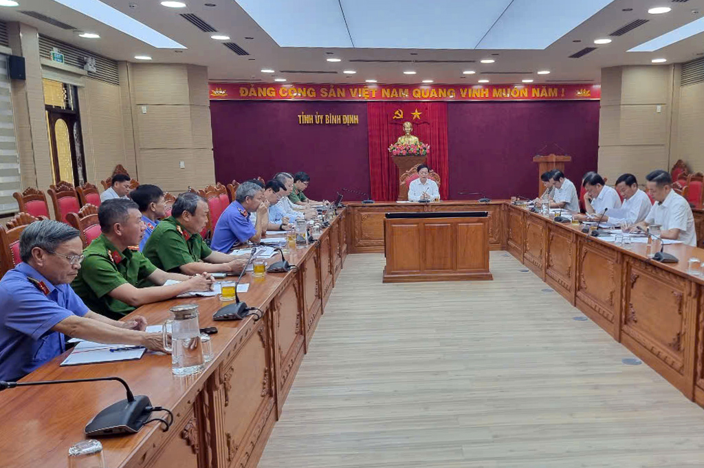 Quang cảnh Phiên họp