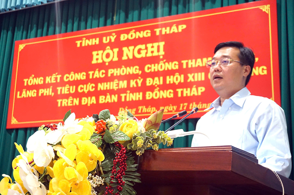 Đồng chí Lê Quốc Phong, Ủy viên Trung ương Đảng, Bí thư Tỉnh ủy, Trưởng Ban Chỉ đạo về phòng, chống tham nhũng, lãng phí, tiêu cực tỉnh phát biểu kết luận