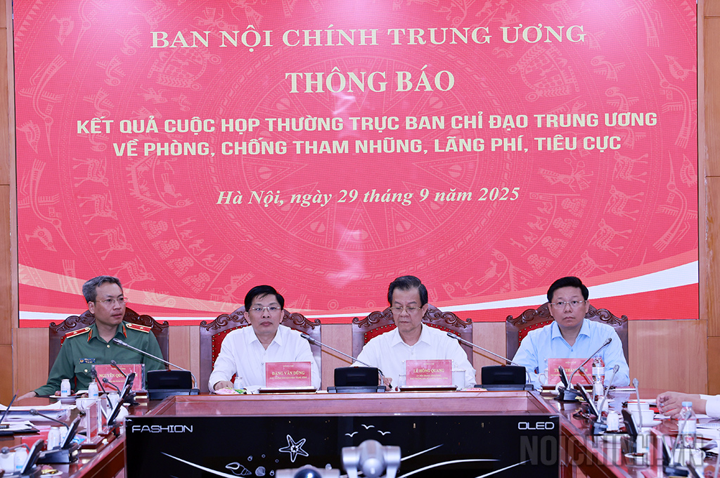 Các đồng chí chú trì Cuộc họp