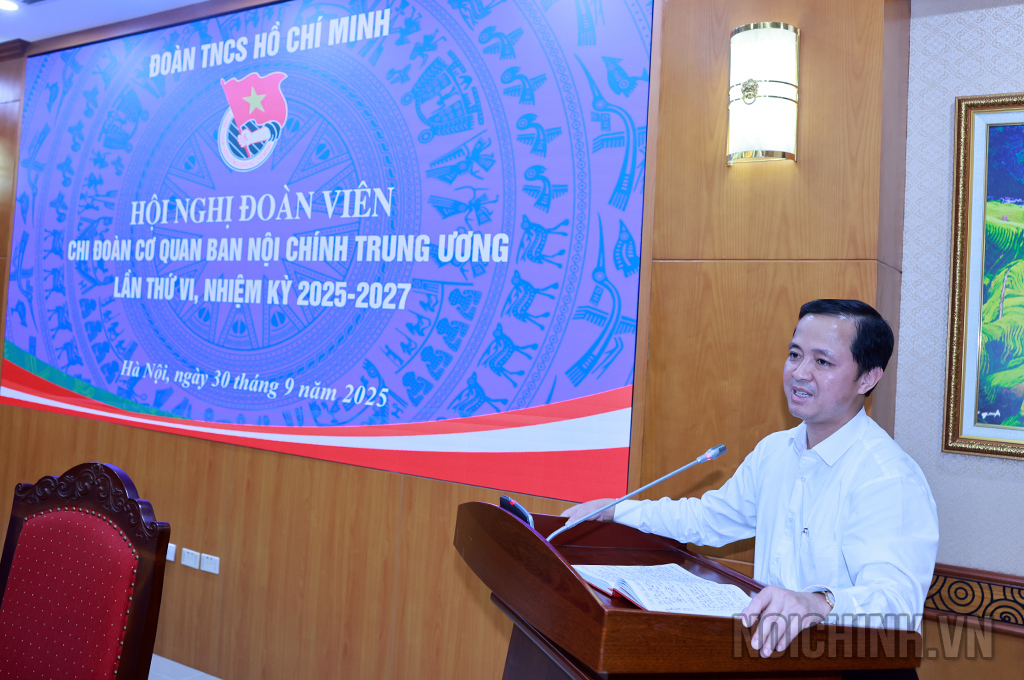 Đồng chí Nguyễn Xuân Trường, Vụ trưởng Vụ Cơ quan nội chính, Ủy viên Ban Thường vụ Đảng ủy cơ quan Ban Nội chính Trung ương phát biểu