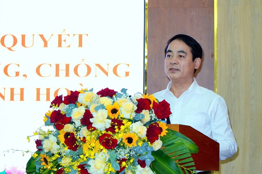 Đồng chí Nghiêm Xuân Thành, Ủy viên Trung ương Đảng, Bí thư Tỉnh ủy Khánh Hòa phát biểu kết luận