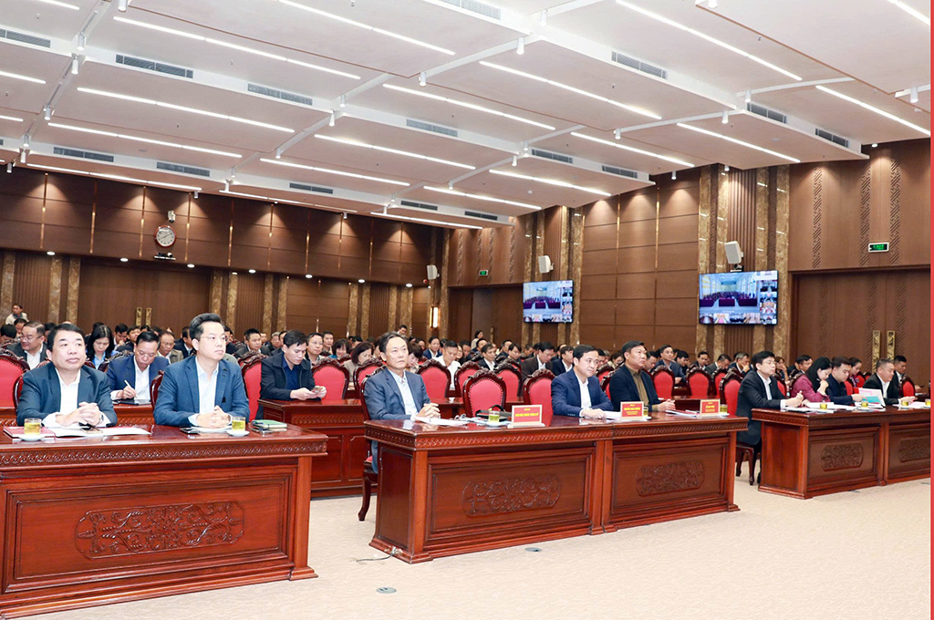 Các đại biểu dự Hội nghị tại điểm cầu Thành ủy Hà Nội