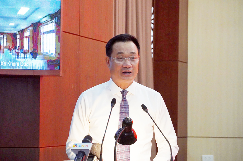 Đồng chí Lê Ngọc Quang, Ủy viên Trung ương Đảng, Bí thư Thành ủy phát biểu tại Hội nghị