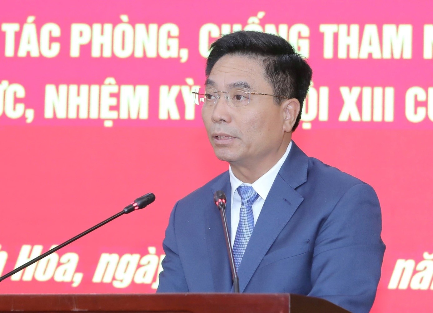 Đồng chí Nguyễn Doãn Anh, Ủy viên Trung ương Đảng, Bí thư Tỉnh ủy, Trưởng Ban Chỉ đạo phòng, chống tham nhũng, lãng phí, tiêu cực tỉnh Thanh Hóa phát biểu tại Hội nghị