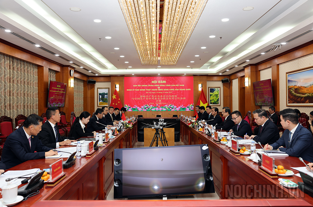 Quang cảnh Hội đàm