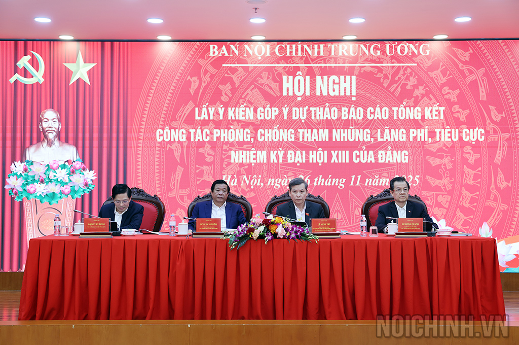 Các đồng chí chủ trì Hội nghị