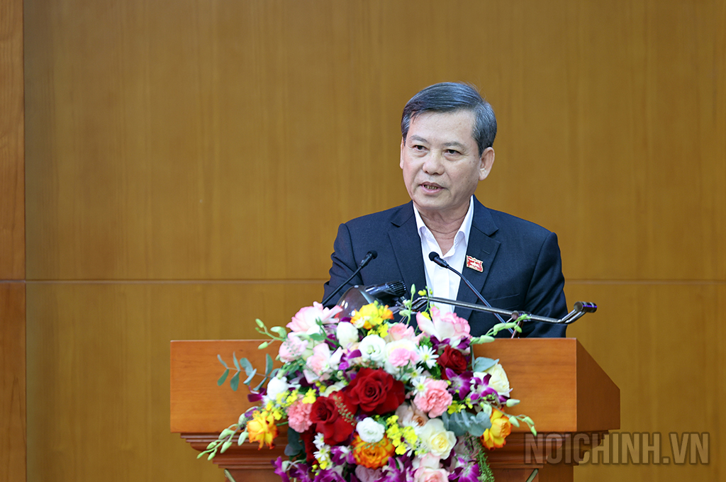 Đồng chí Lê Minh Trí, Bí thư Trung ương Đảng, Phó Trưởng ban Thường trực, Ủy viên Ban Chỉ đạo Trung ương về phòng, chống tham nhũng, lãng phí, tiêu cực phát biểu kết luận Hội nghị