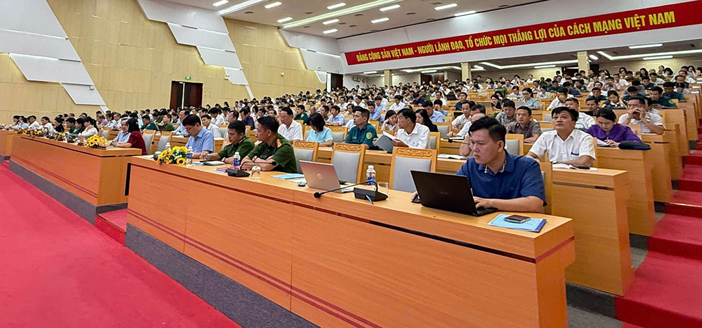 Các đại biểu tham dự Hội nghị