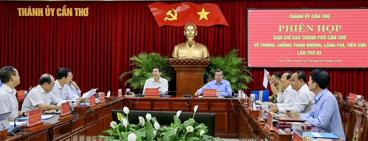 Toàn cảnh Phiên họp