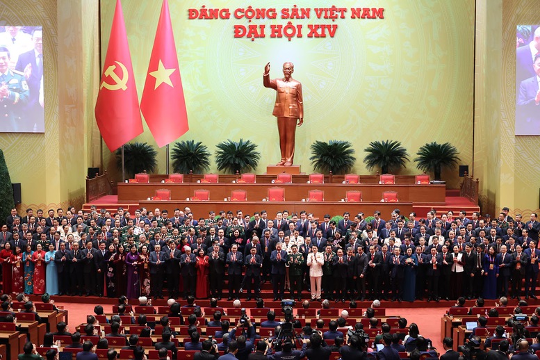 Ban Chấp hành Trung ương ra mắt Đại hội