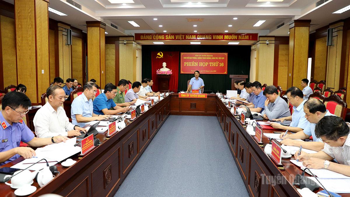 Toàn cảnh Phiên họp