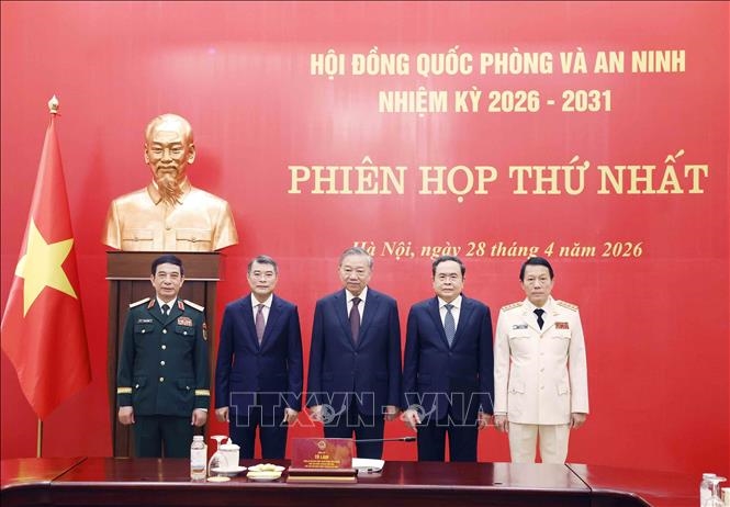 Tổng Bí thư, Chủ tịch nước Tô Lâm và các đại biểu (ảnh TTXVN)