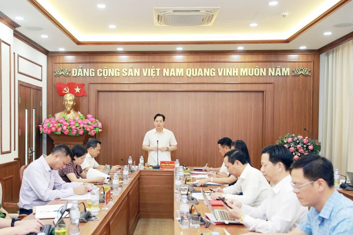 Toàn cảnh Cuộc họp