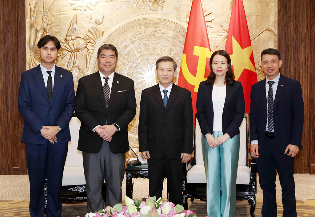 Các đại biểu tham dự buổi tiếp