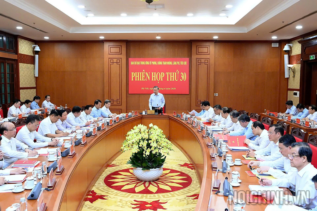 Toàn cảnh Phiên họp
