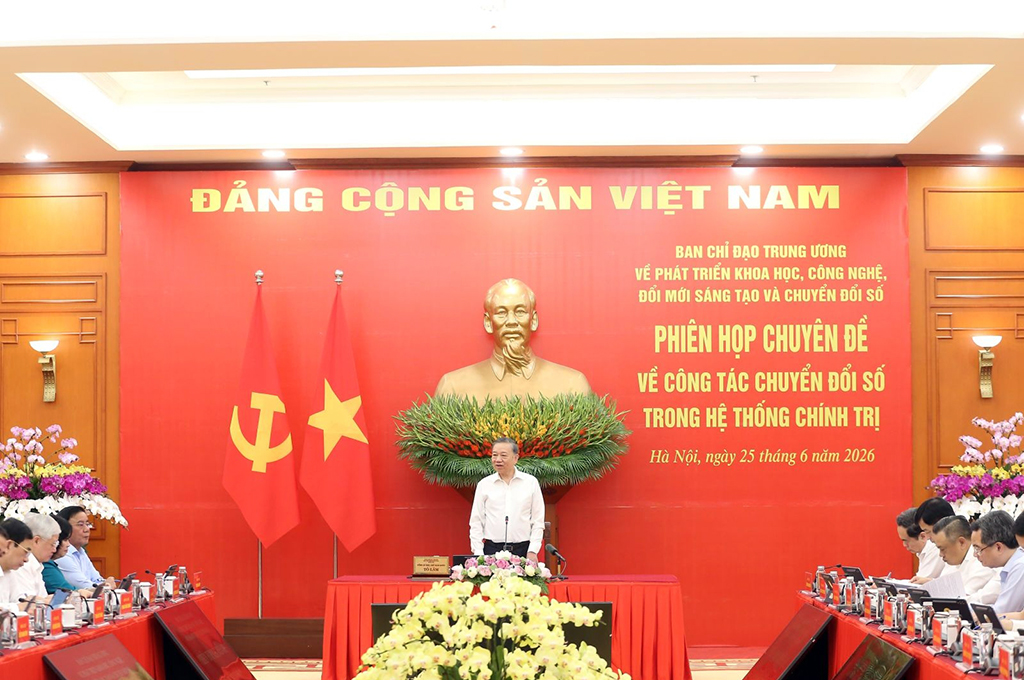 Đồng chí Tô Lâm, Tổng Bí thư, Chủ tịch nước, Trưởng Ban Chỉ đạo phát biểu chỉ đạo tại Phiên họp