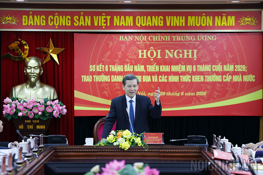 Đồng chí Lê Minh Trí, Ủy viên Bộ Chính trị, Bí thư Trung ương Đảng, Trưởng Ban Nội chính Trung ương phát biểu kết luận