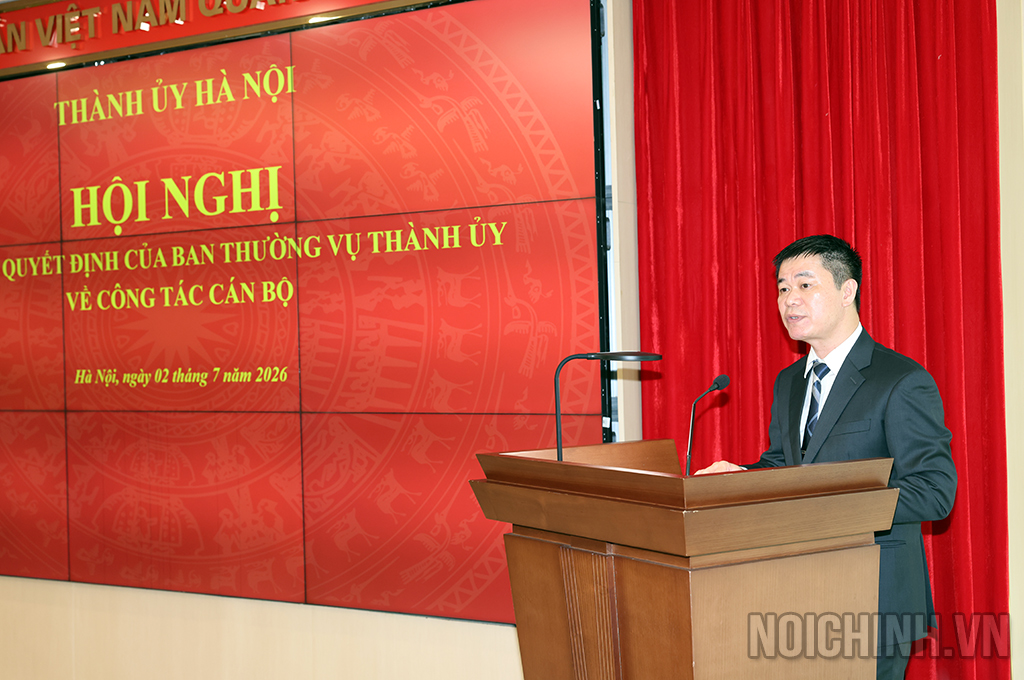 Đồng chí Nguyễn Văn Toàn, Phó Trưởng Ban Nội chính Thành ủy Hà Nội phát biểu nhận nhiệm vụ